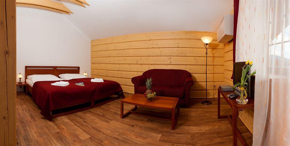 Green Inn Hotel Ostravice Dış mekan fotoğraf