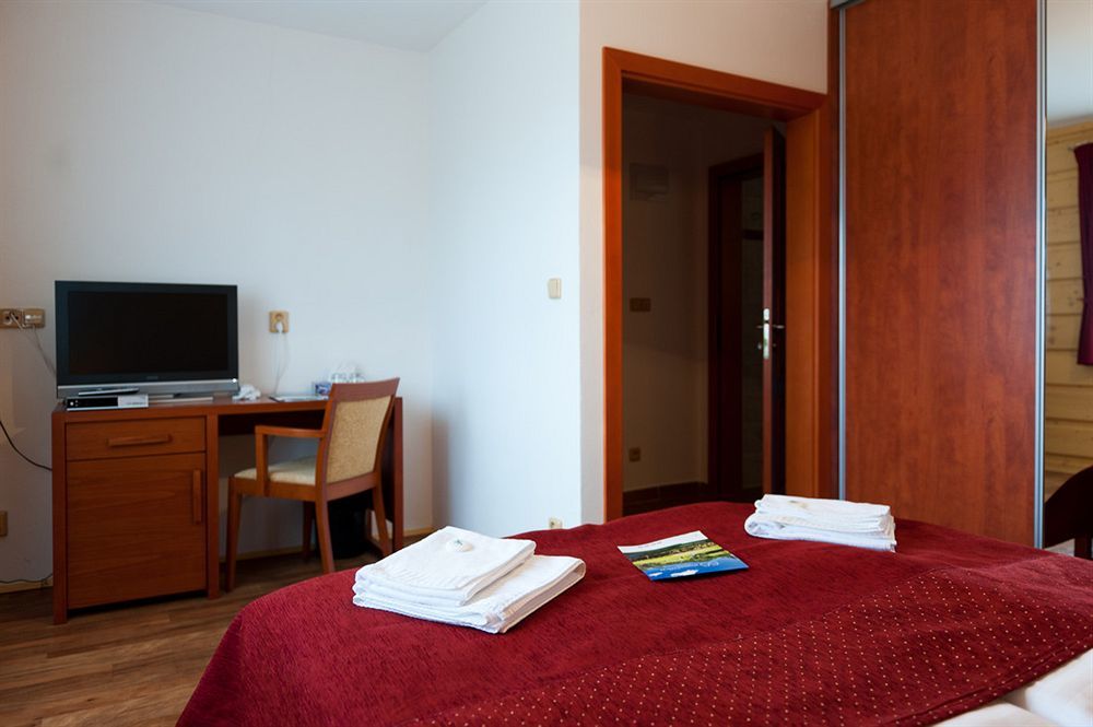 Green Inn Hotel Ostravice Dış mekan fotoğraf