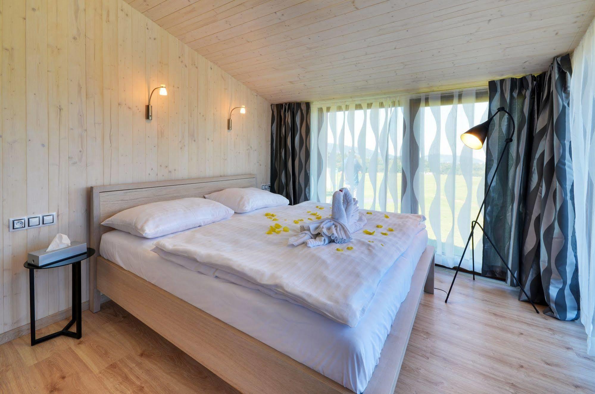 Green Inn Hotel Ostravice Dış mekan fotoğraf